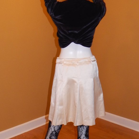 LILLY PULITZER size 2 Pearl Satin Skirt - Picture 6 of 9